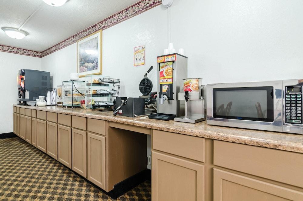 Econo Lodge Λέξινγκτον Εξωτερικό φωτογραφία
