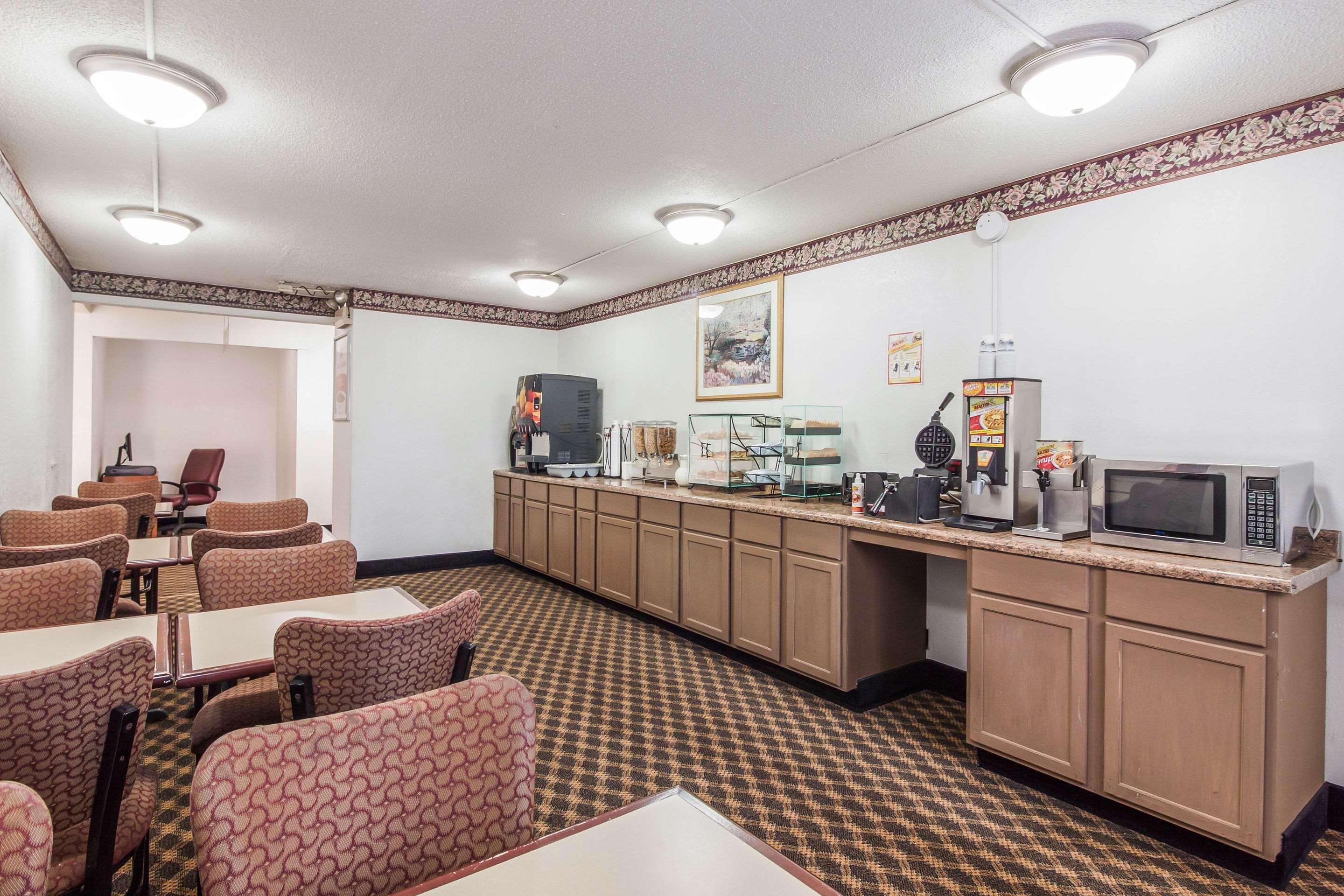 Econo Lodge Λέξινγκτον Εξωτερικό φωτογραφία