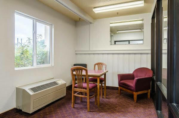 Econo Lodge Λέξινγκτον Εξωτερικό φωτογραφία